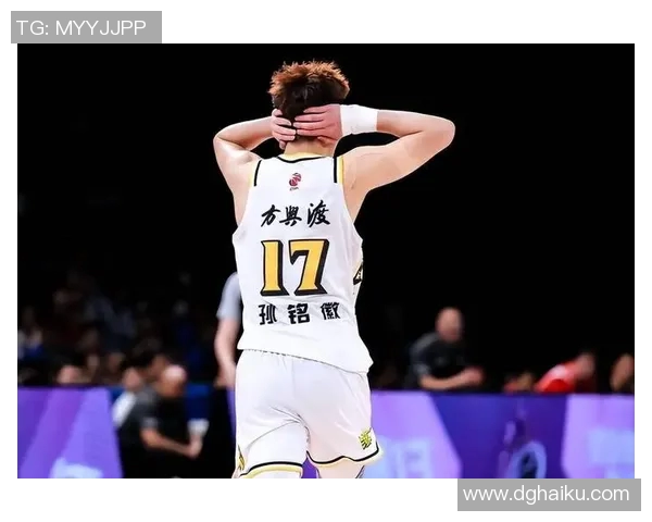 北控与广东激战正酣十二月赛季对决精彩回顾与分析